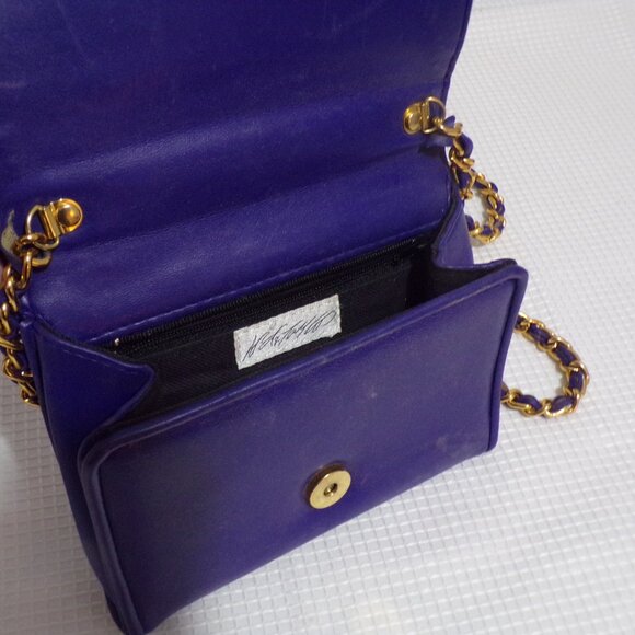 Lord & Taylor 1980"s Crossbody Chain Strap Leather Navy Blue - Picture 5 of 9